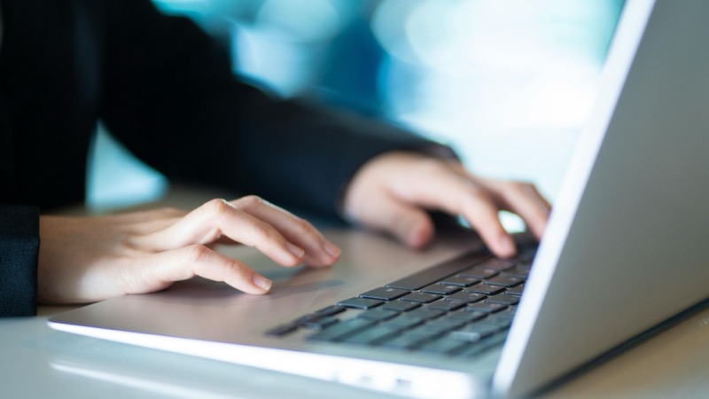 記事の執筆・公開作業